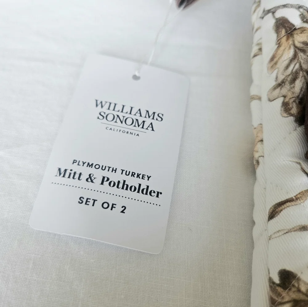 Williams Sonoma Turkey Oven Mitt and Potholder Set in Cream, Brown, Tan